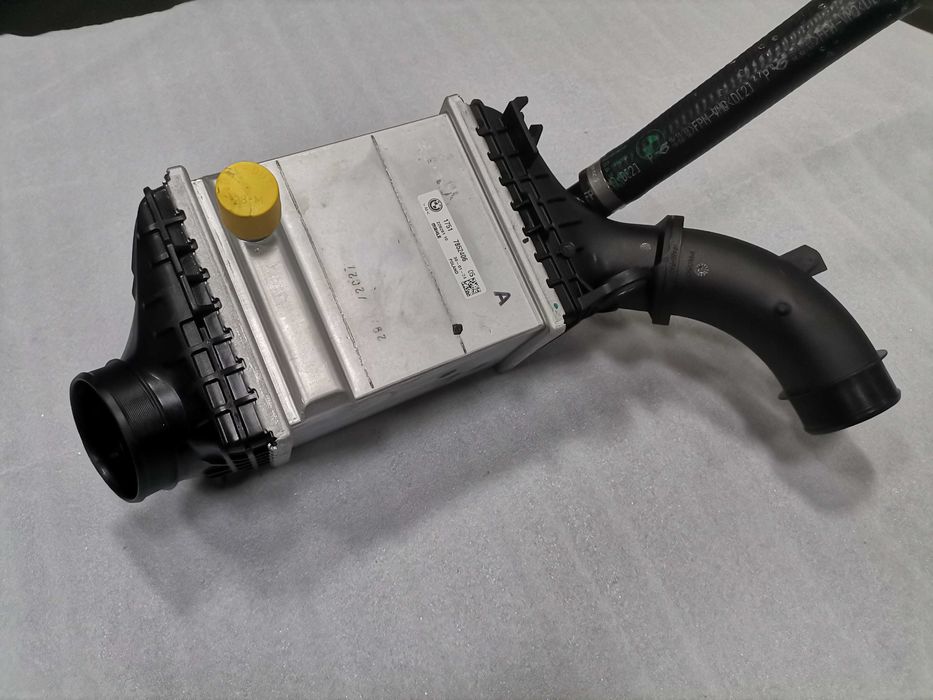 Нов 7852406 Интеркулер BMW F90 M5 F91 F92 F93 M8 F95 X5M F96 1-4 CYL