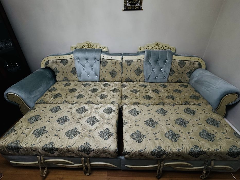 Диван раздвижной Б/У Срочно продам! Самовывоз!
