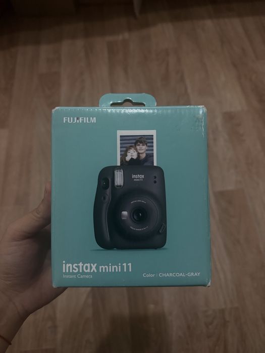 Instax mini 11  продам срочно!