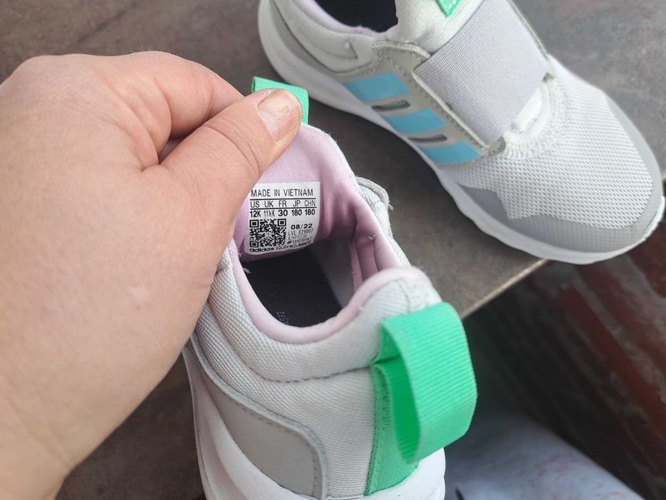 детски маратонки Adidas,кецове,спортни обувки,адидас,ном.30 за момче