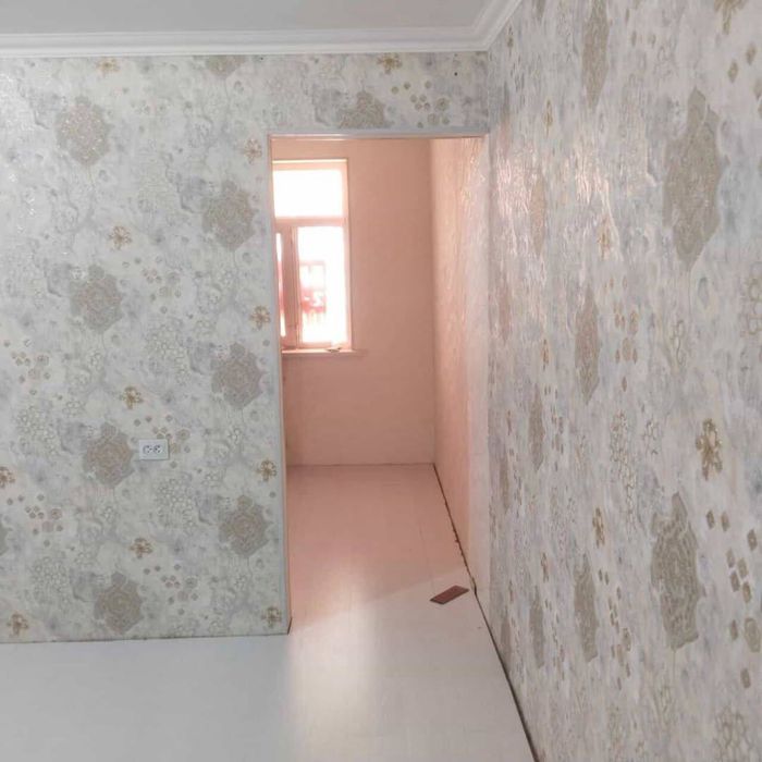 Срочно продаеться 2-комнатная квартира городе Чирчике районе Октьябрь