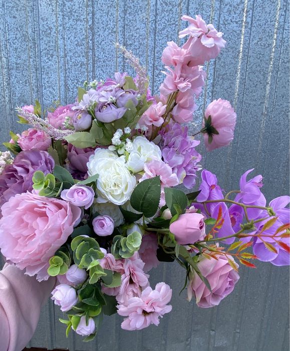 Декоративные искусственные цветы композиции