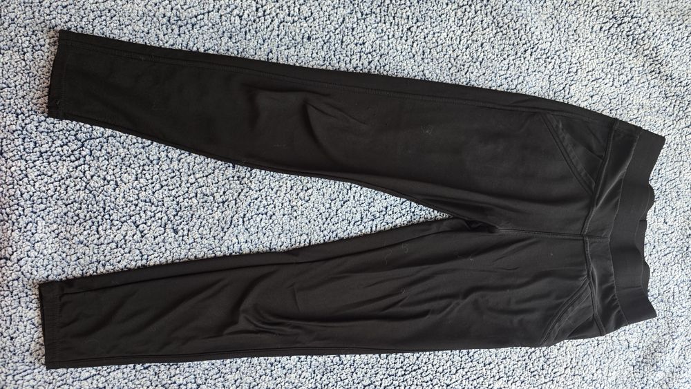 Пола и панталони