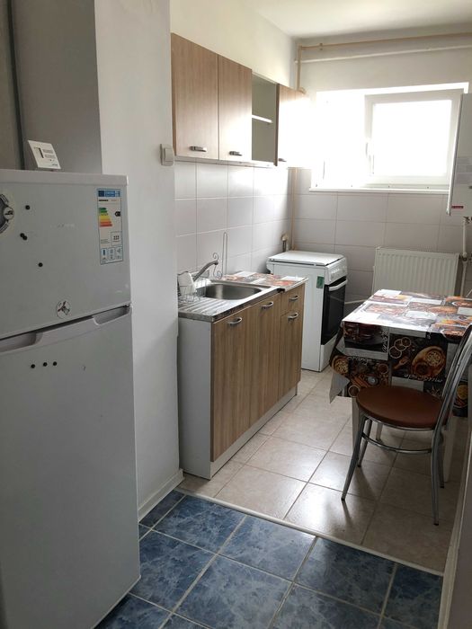 Închiriez apartament 2 camere decomadat - Mănăștur, Cluj-Napoca