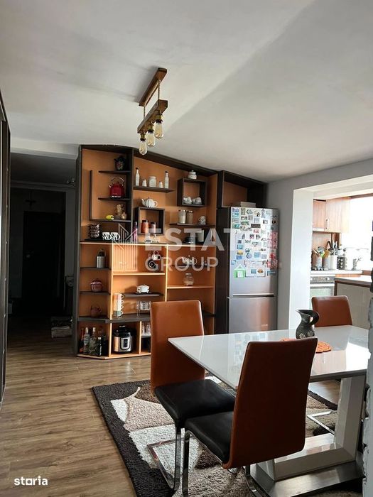 Apartament 3 camere, decomandat, Soarelui