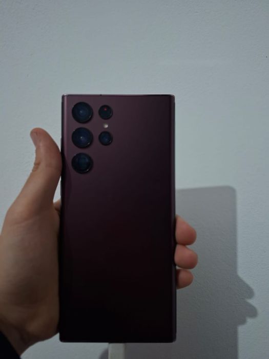 Самсунг с22ультра в хорошем состояний