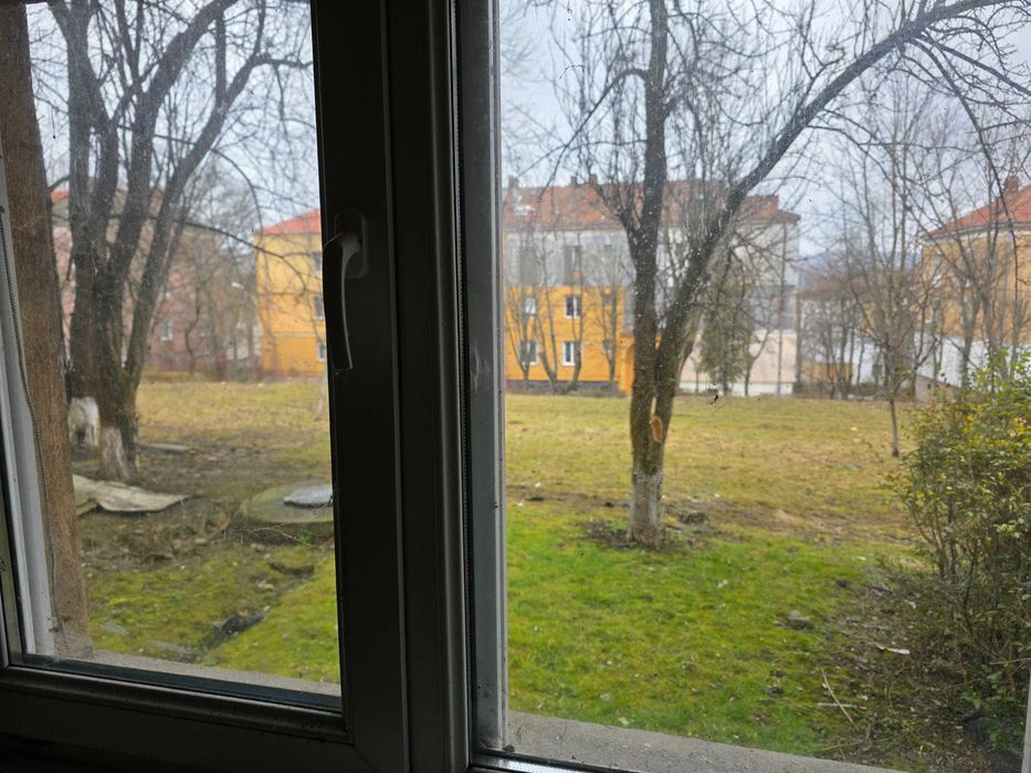 Apartament 2 camere decomandat parter jos