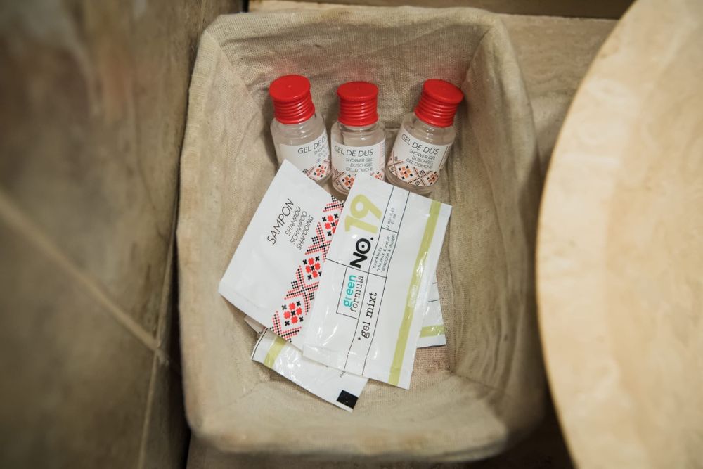 Cameră matrimonială elegantă și confortabilă