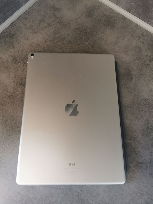 Ipad pro 12.9-inch 2nd generation