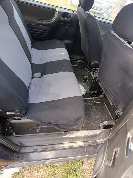 Продава се на Части Opel Zafira A