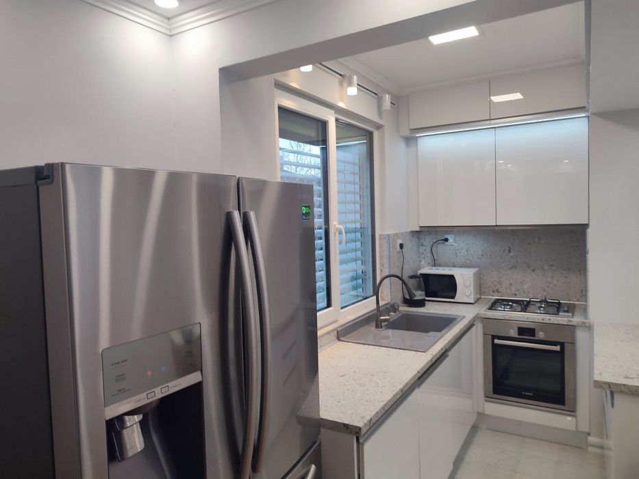 Продава се обзаведен апартамент!