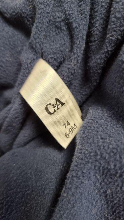 Combinezon cu botoșei și mănuși C&A