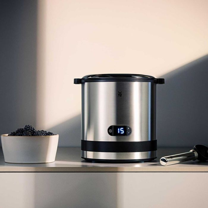 Нова Машина за Сладолед WMF KITCHENminis Ice Cream Maker 3-в-1, 3200000027, 2 години Гаранция