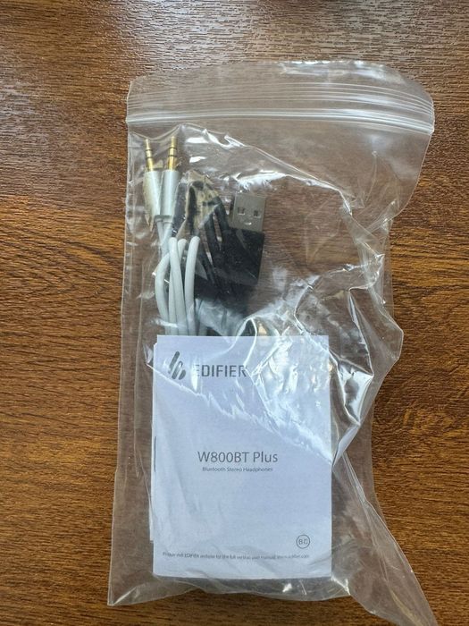 Наушники Edifier