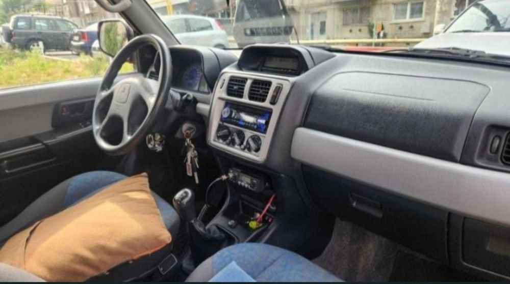 Mitsubishi pajero pinin 3 uși