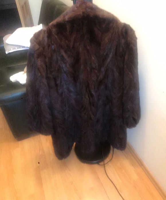 Haina de dama, din blana naturala, noua