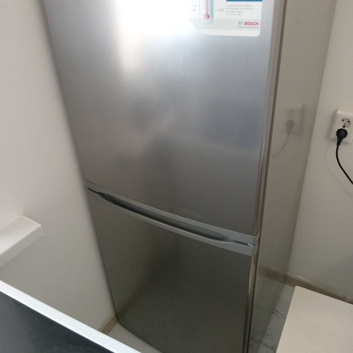 Продам холодильник, б/у