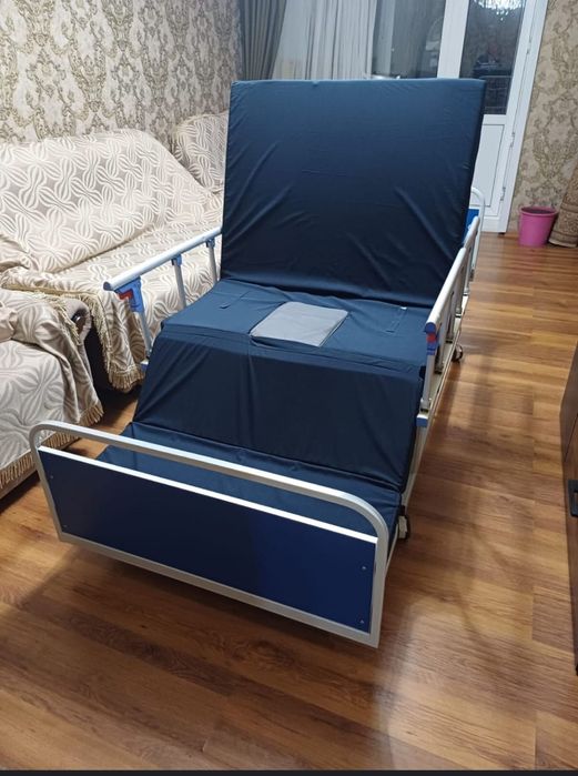 Медицинская кровать