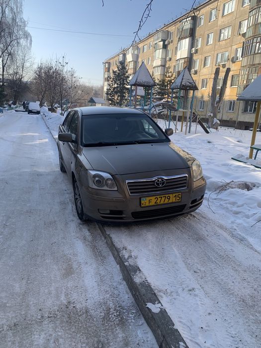 Продам авенсис 2.4