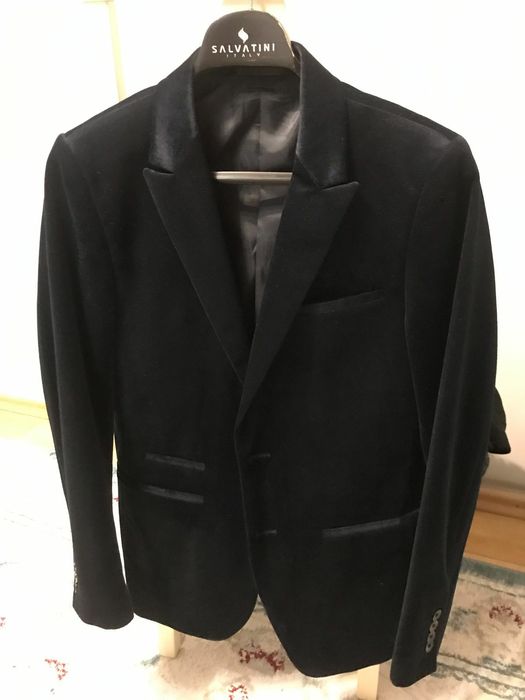 Пиджак бархатный.