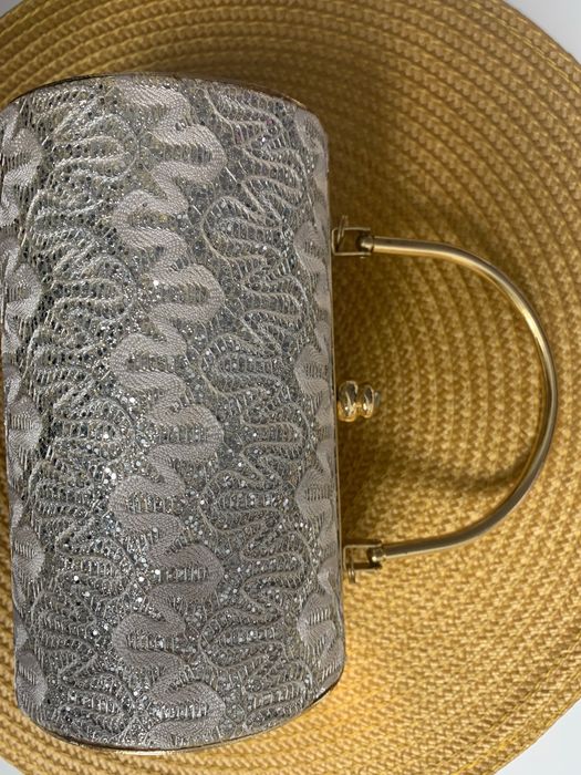 Poșete si clutch-uri  de ocazie