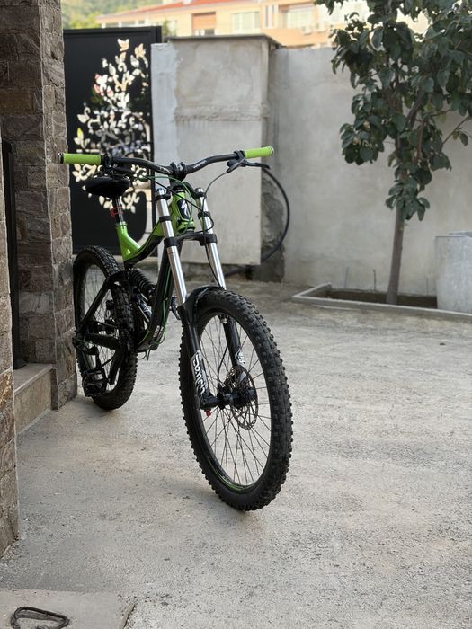 Колело Downhill bike Specialized ,, L “ размер ТОП!