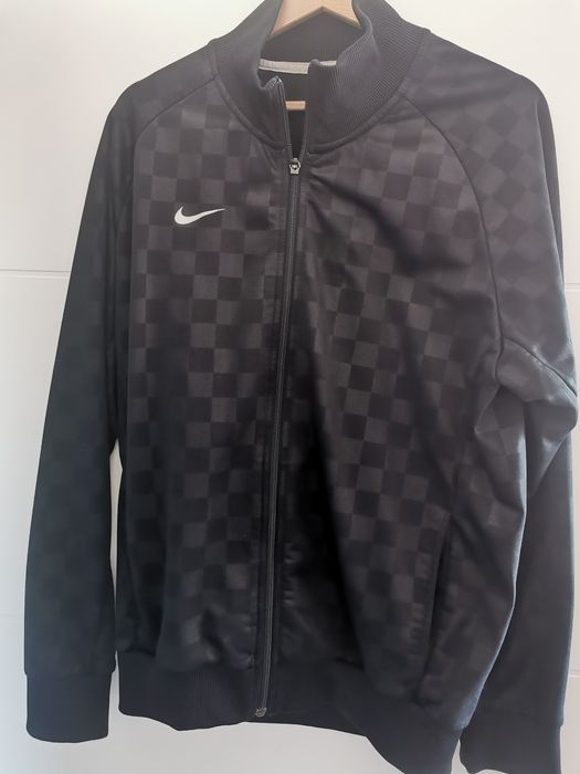 Горници Nike различни модели