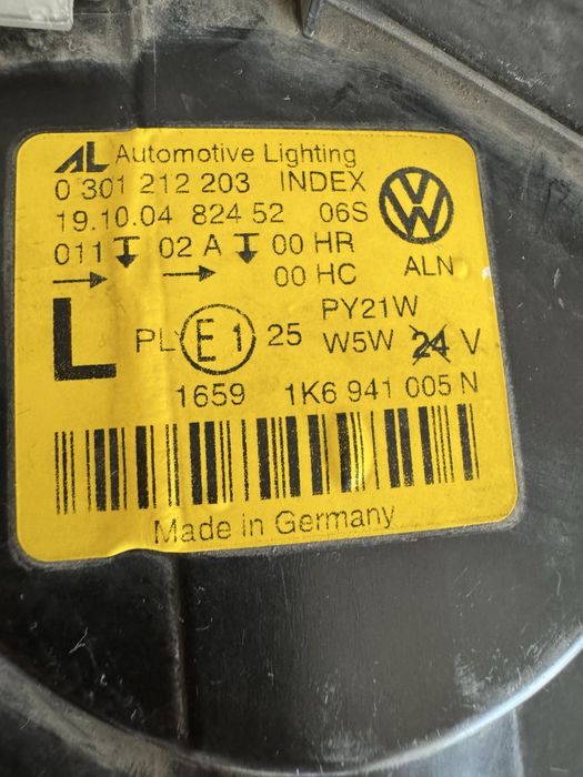 Передние фары VW GOLF 5 HELLA