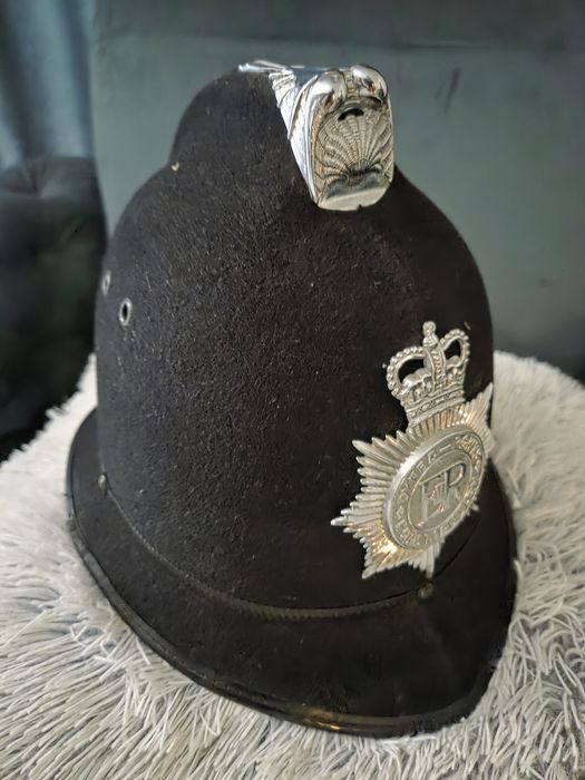 Casca  Politie Britanica Bobby