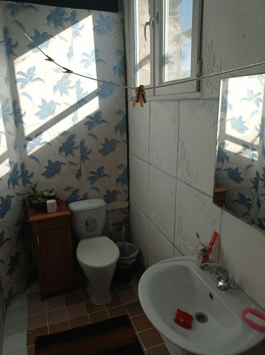 Продаю пол дома под бизнес