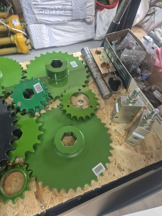 Запчасти на пресс подборщики