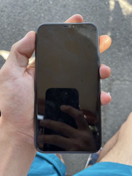 Iphone 11 продам