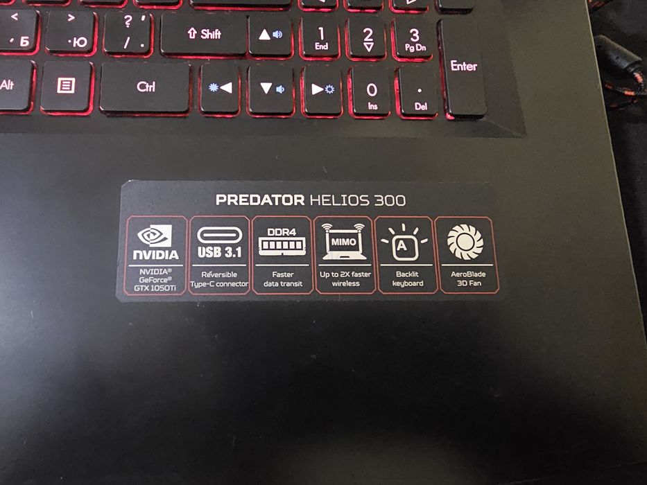Predator 300 ноутбук