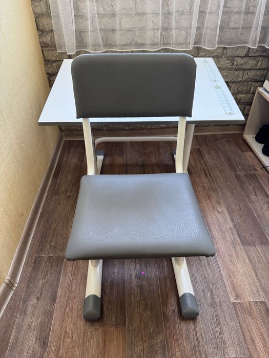 Растущая парта со стулом