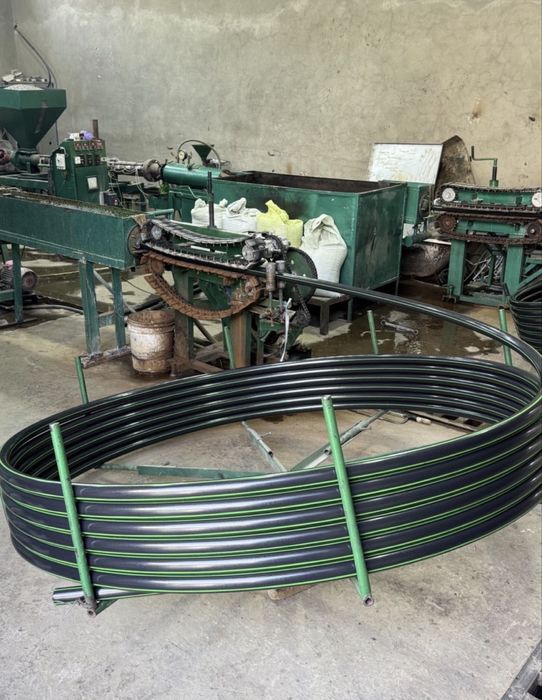 Полиэтиленовая труба полиэтилен пластиковые канализационный гофра ПНД