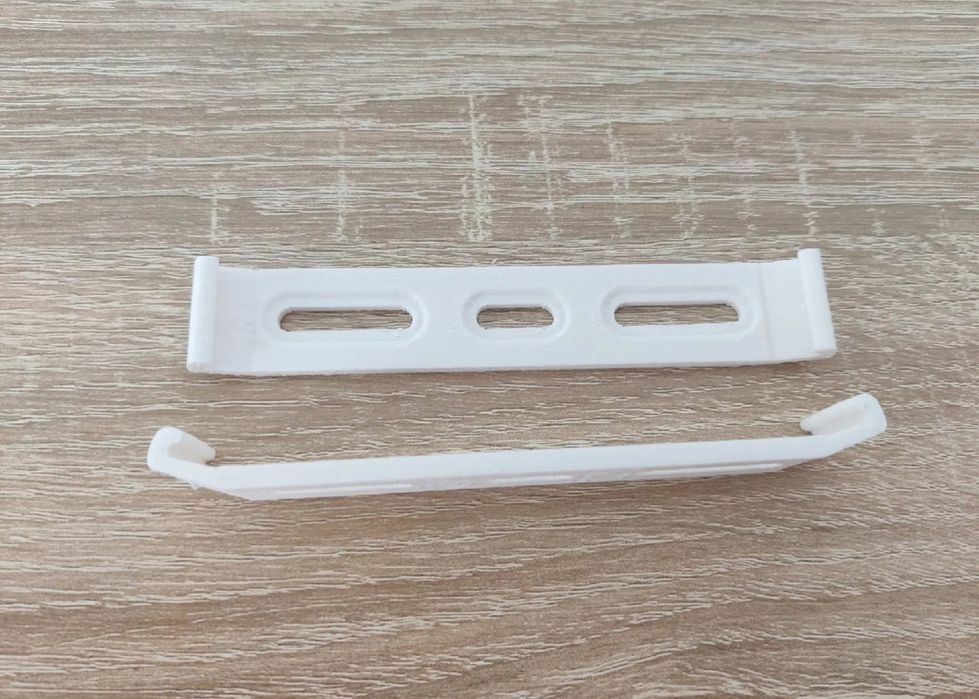 Set suporti placute numar inmatriculare auto super slim