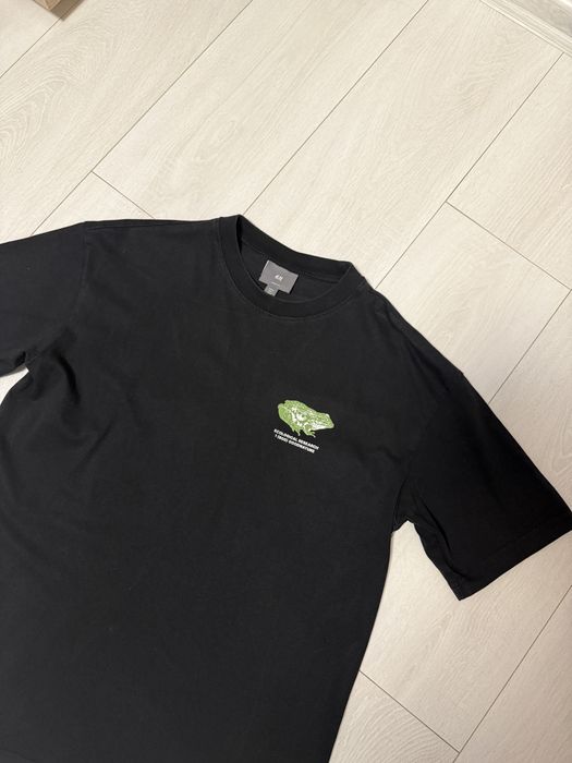 Черна тениска H&M с графичен принт (Frog Design)