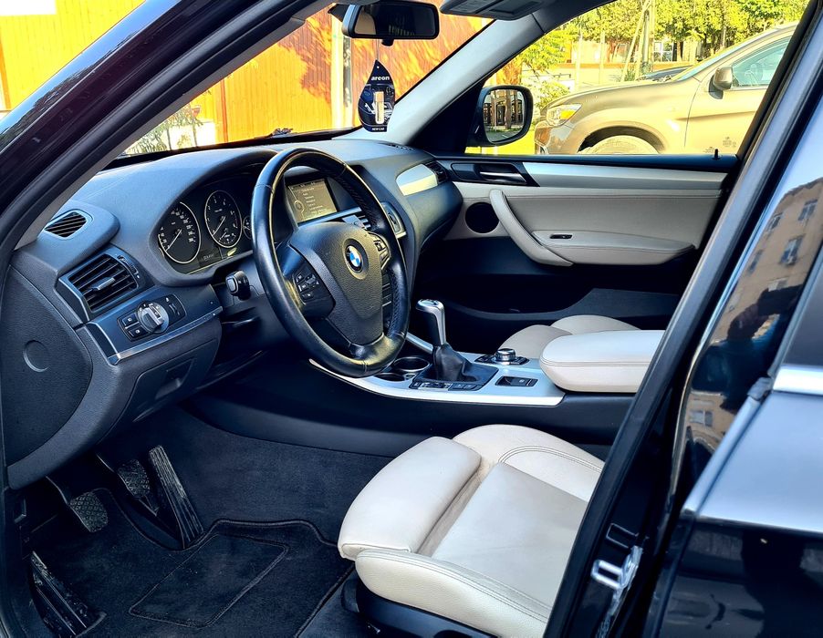 Bmw X3 - F25 (an:2013) Xdrive , piele crem , km reali-preț fix