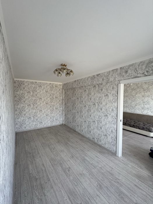 Сдаю 2 комнатную квартиру