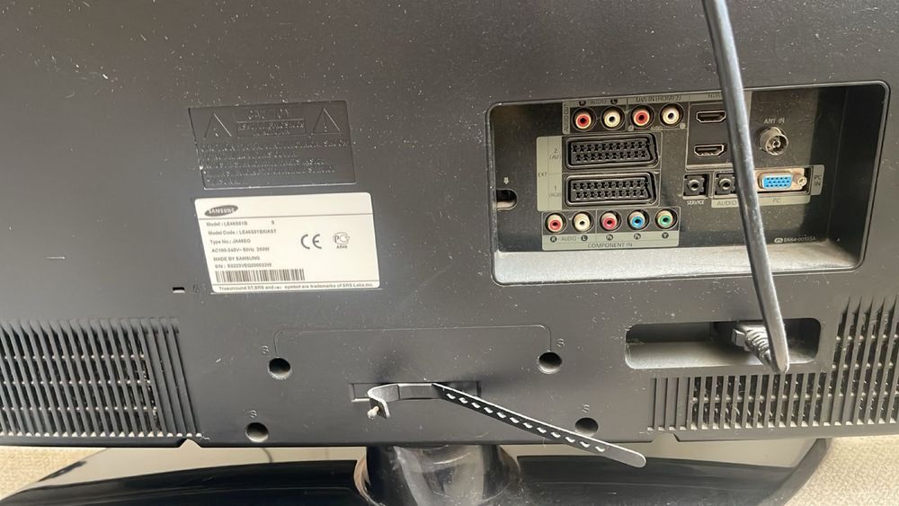 Продаю телевизор samsung