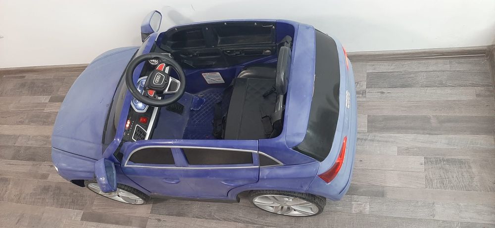 Audi Q5 electric pentru copii cu telecomanda