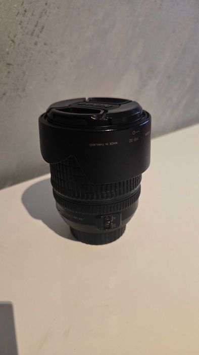 Teleobiectiv Nikon 18-135mm DX – stare excelentă