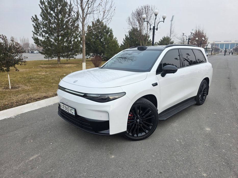 Leapmotor C16 2 dop pozitsa