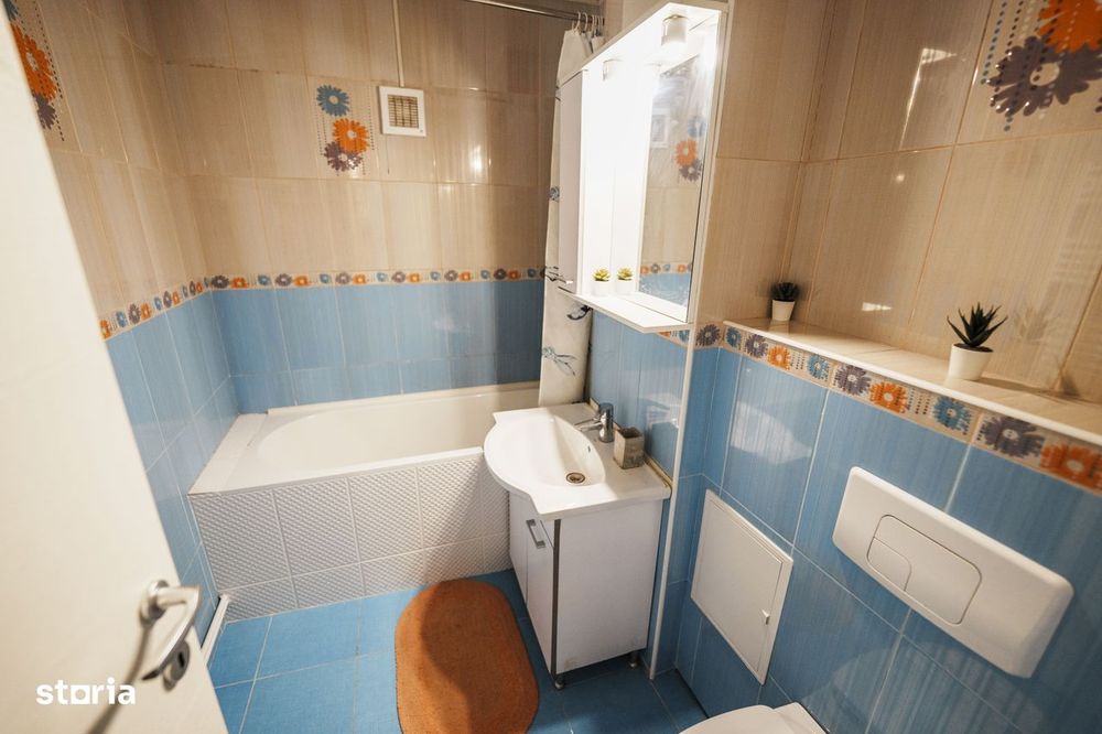 3 camere decomandate,2 bai ,etaj 1/4,complet renovat,zona 1 Mai  I-uri
