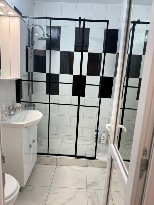 RegimLux :cu Factură: Mazepa 1 Vedere La Dunăre Centrala Termica