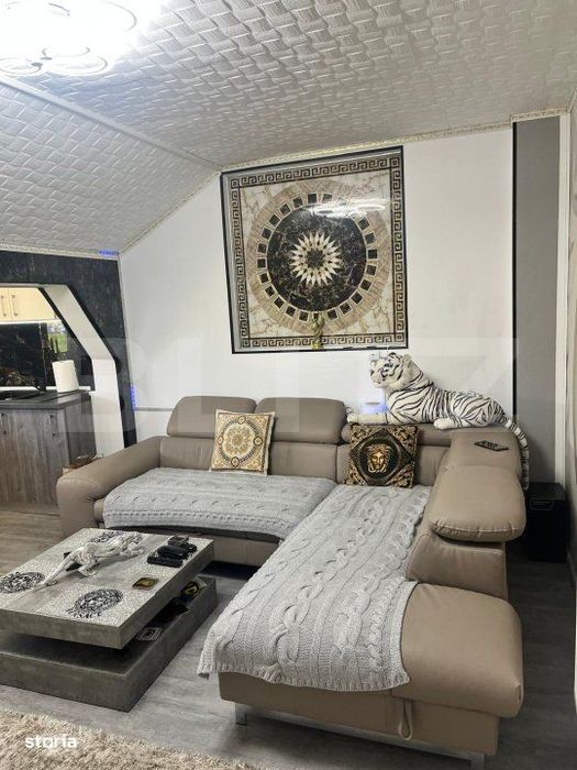 Apartament de vanzare, cu 3 camere, 100 mp, zona Valea Aurie