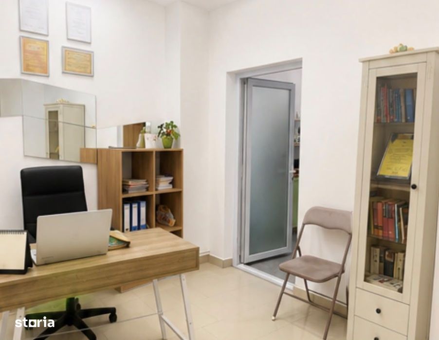 De închiriat spațiu pentru cabinet sau birou – zonă centrală