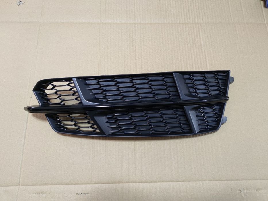 Grila grile proiector ceata Audi A6 C7 facelift S-line 2014-2018