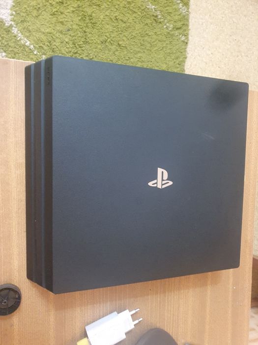 Sony playstation 4 pro 1 трб срочно