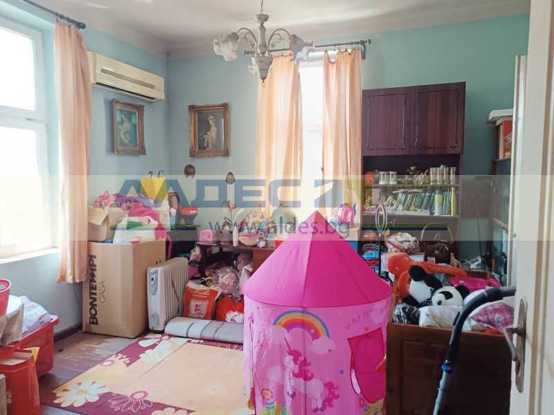 Продава се Етаж от къща в София, Център - 180 кв.м за 1889 €/кв.м - Снимка #4